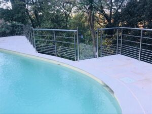 garde corps aluminium entretien